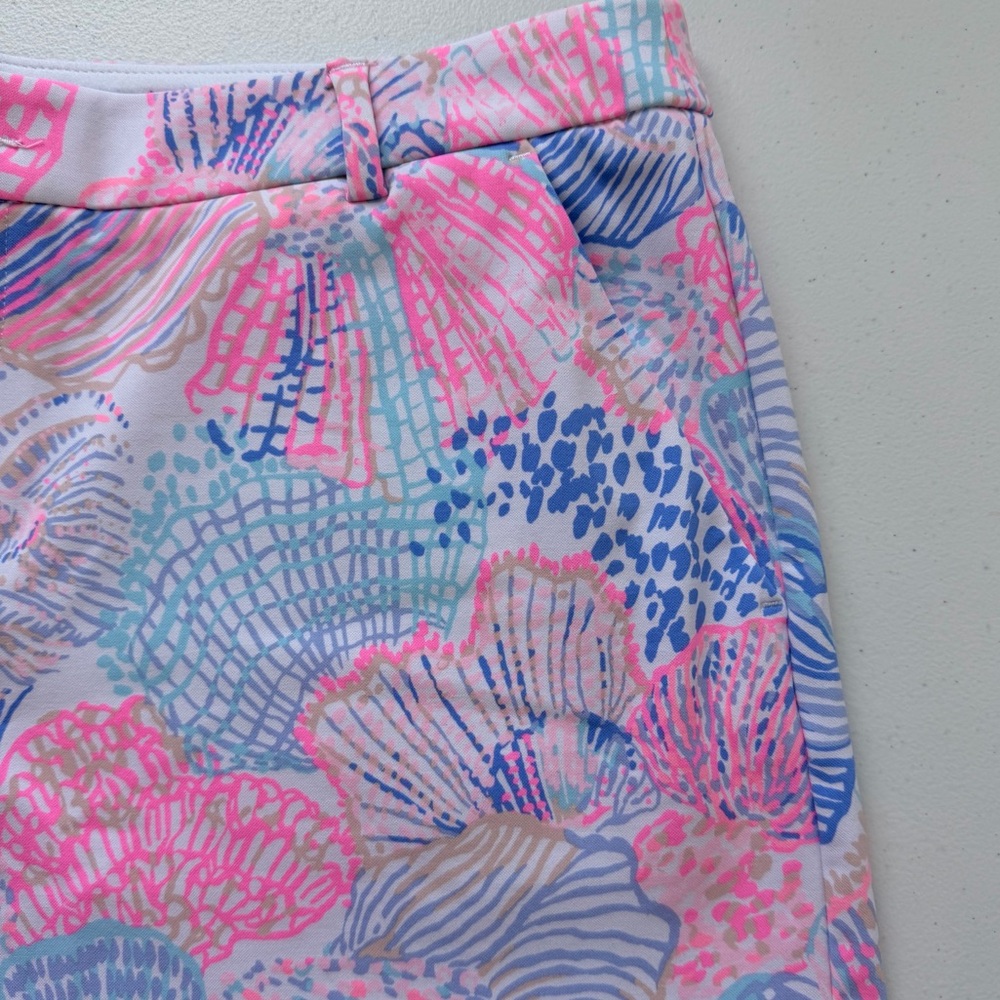 Lilly Pulitzer Callahan Mid Rise Short Multi Roar of the Seas 2025 NWT Size 16 - Picture 4 of 11